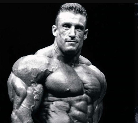 ドリアン イェーツ Dorian Yates の成功ヒストリーと彼のトレーニングメニューや食事法を